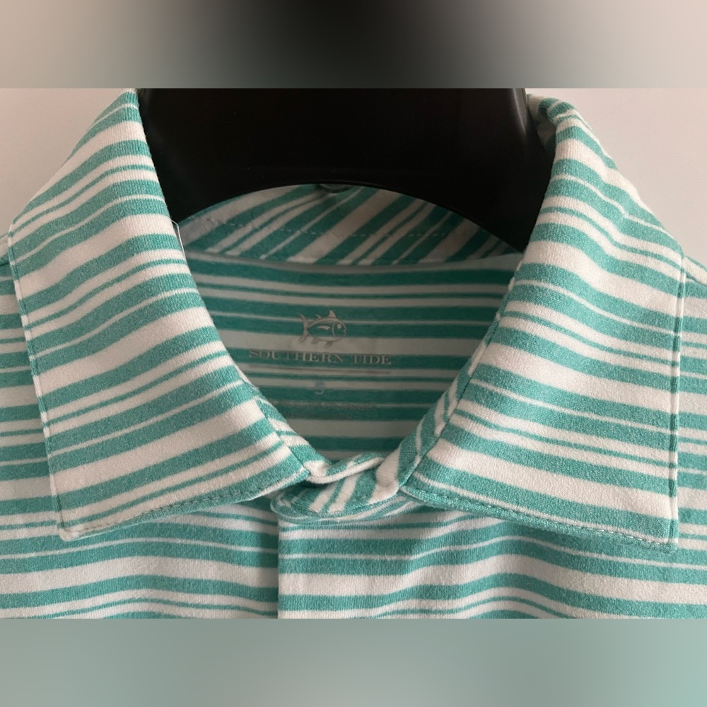 Southern Tide Short Sleeve Soft Knitted Horizontal Stripe Polo Top - Picture 8 of 16